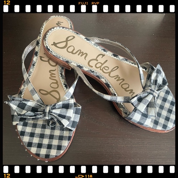 Sam Edelman Gingham, multi strap slide w cute bow and side studs on sole sz 8 - Picture 6 of 7
